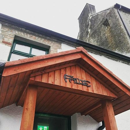 Galway Glamping Hotel Tuam Kültér fotó