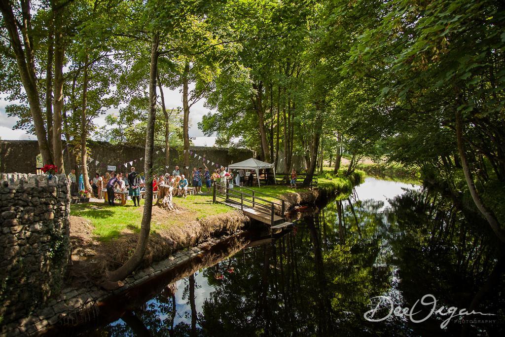 Galway Glamping Hotel Tuam Kültér fotó